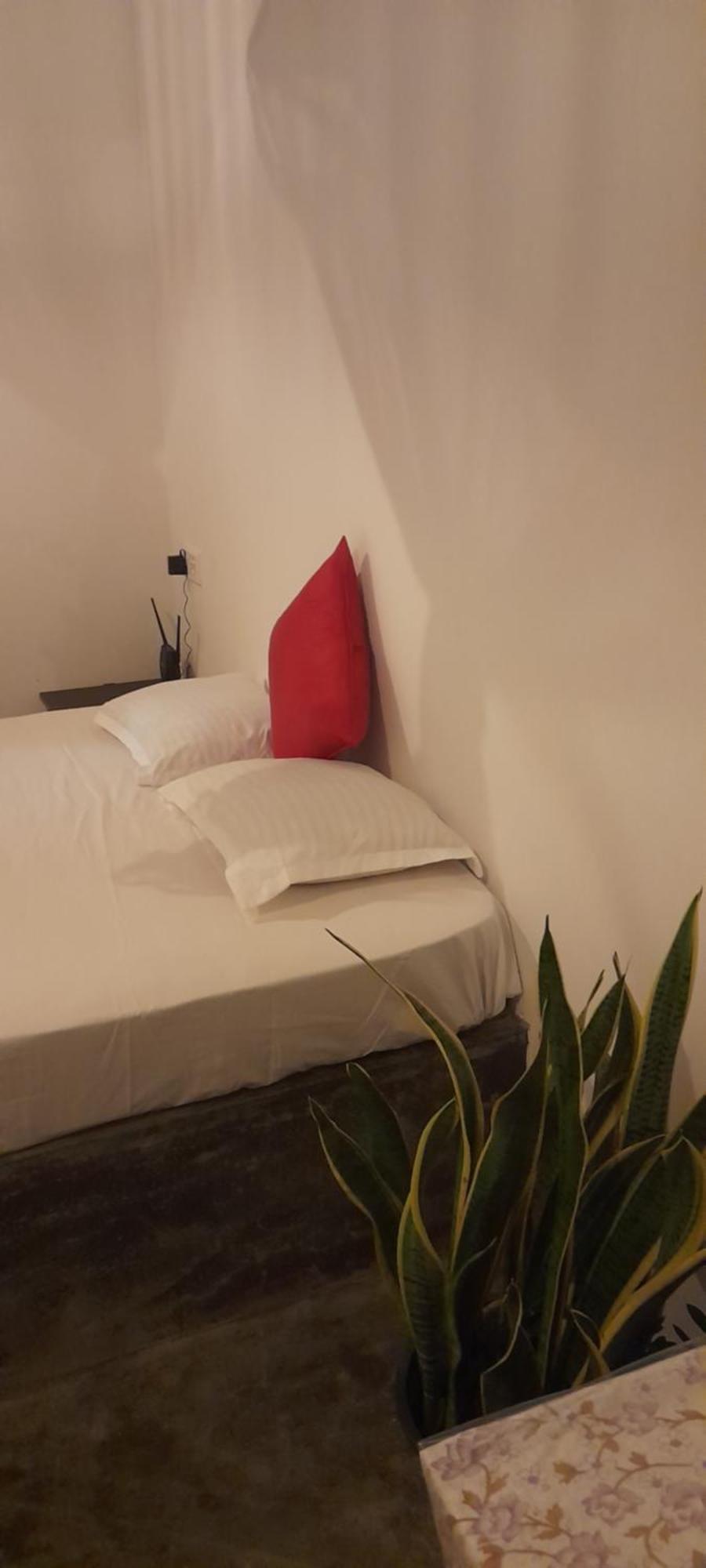 Linu Homestay Диквела Екстериор снимка