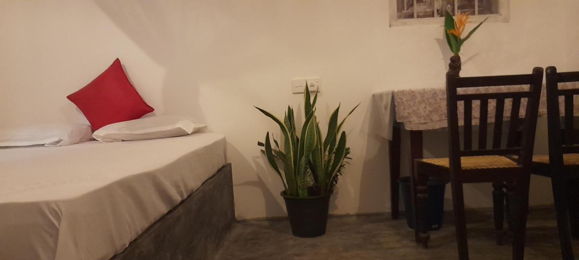 Linu Homestay Диквела Екстериор снимка