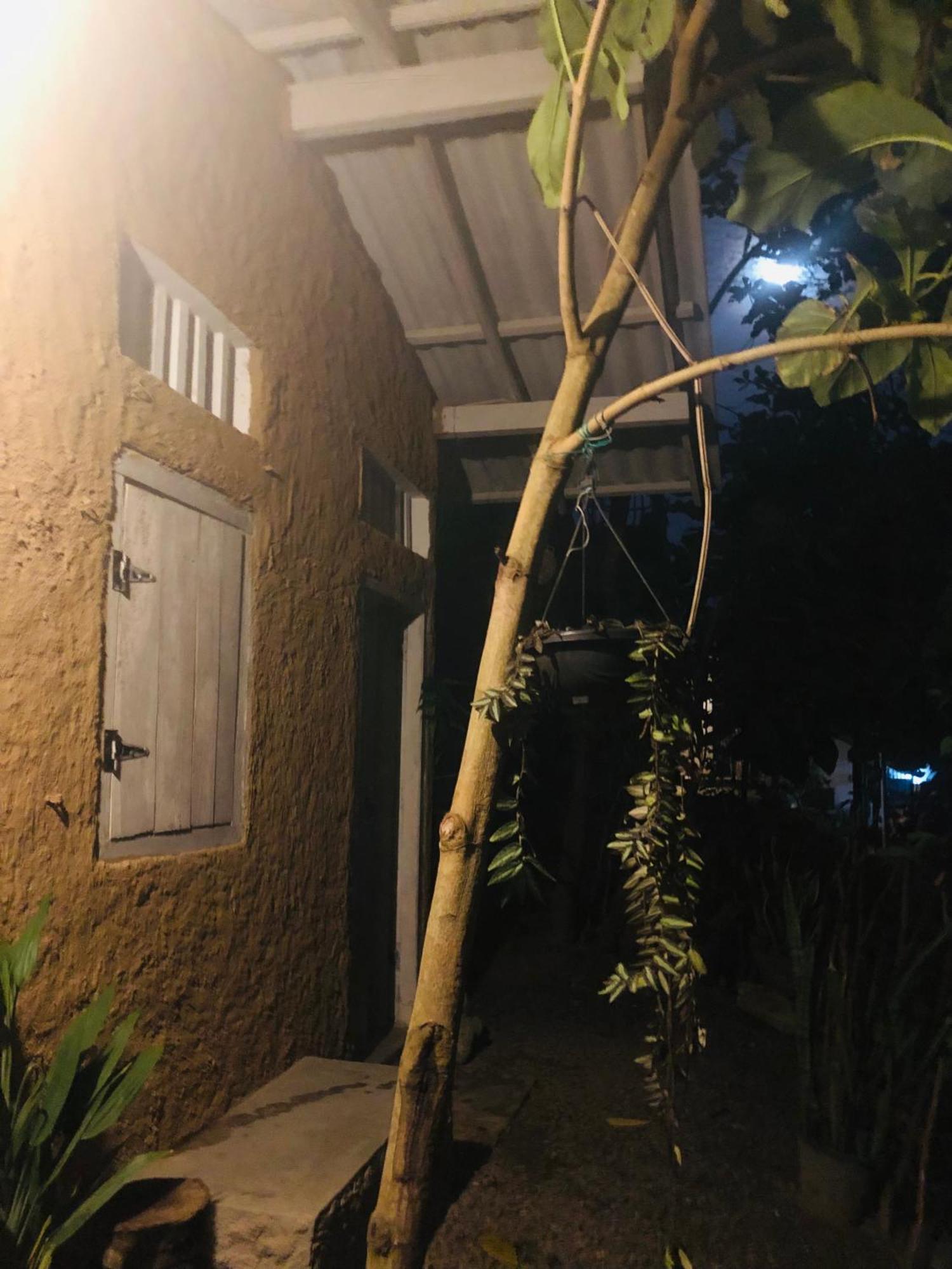 Linu Homestay Диквела Екстериор снимка